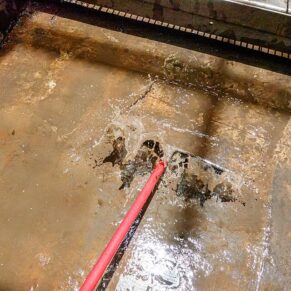 Wiper Floor